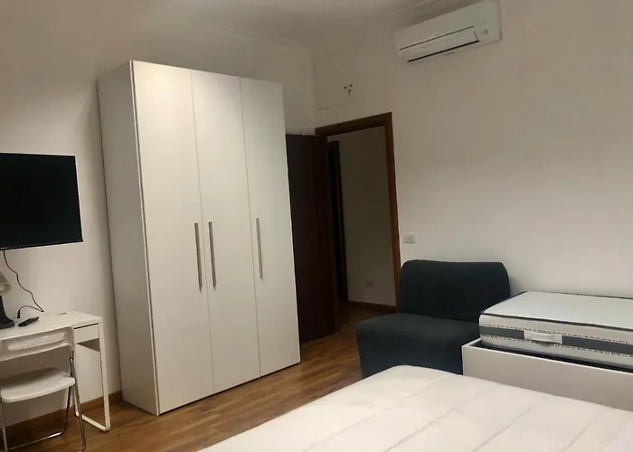 Happy Casa Vatican * Rome